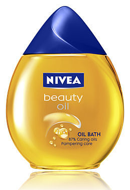 Olej do koupele Beauty Oil - luxusní koupel s cenným mandlovým olejem pro neuvěřitelnou hebkost i velmi suché pokožky. 