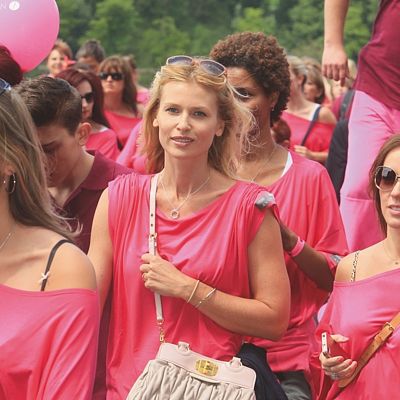 Na loňské akci Avonu proti rakovině prsu se pochodovalo v růžové barvě. 