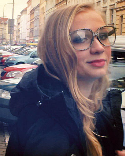 Budoucí herečka Táňa Malíková v reálu studuje JAMU… 