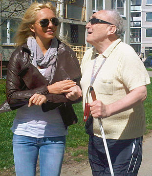 V nadaci Krása pomoci neplní jen roli hezké tvářičky, ale opravdu „koná“.